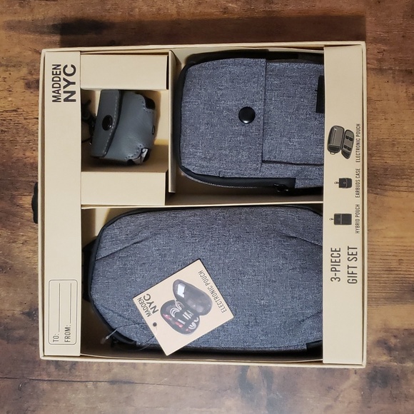Steve Madden Other - 3 - Piece Gift Set By MADDEN NYC